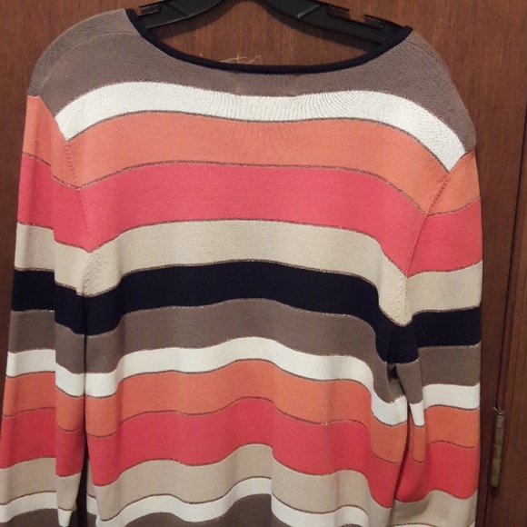 Fall/Spring Blouse - Picture 4 of 4